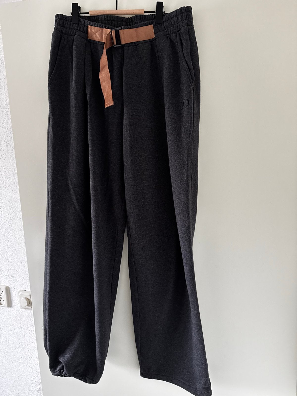 10Days Jogger - Amper gedragen - Maat L, Kleding | Dames, Maat 42/44 (L), Ophalen of Verzenden, Zo goed als nieuw, Grijs