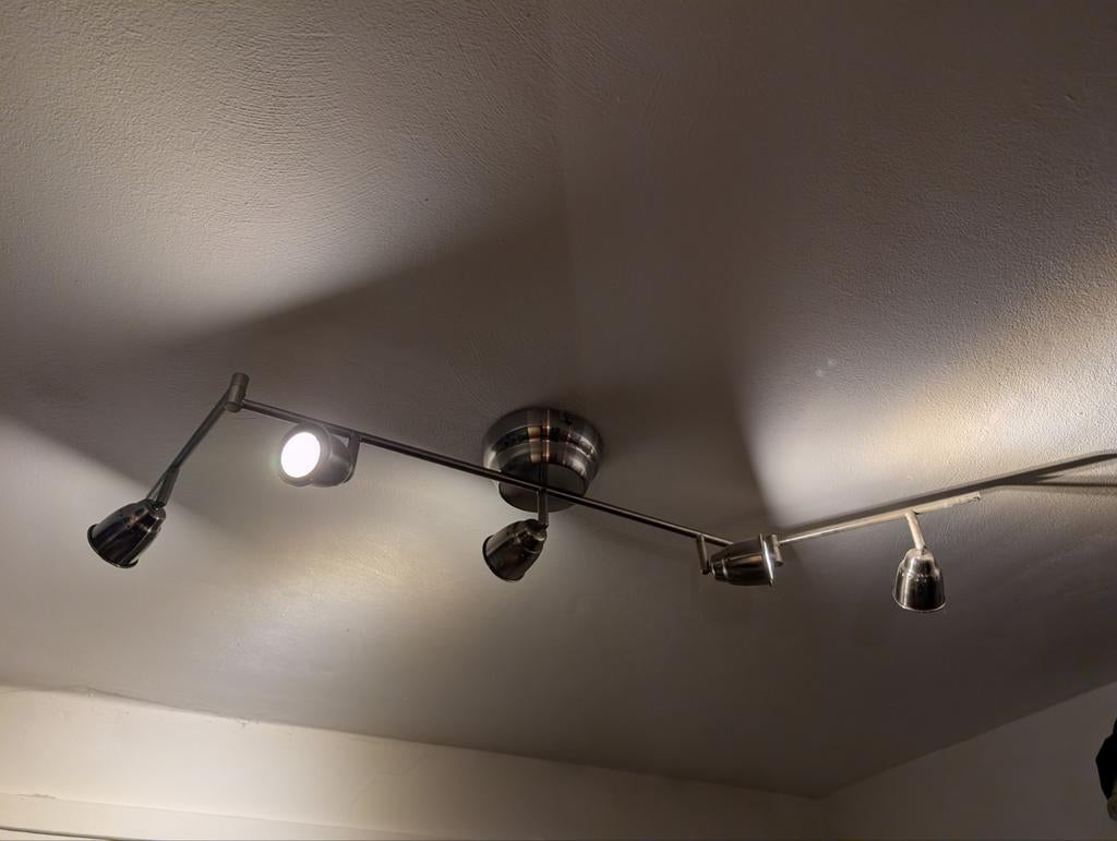 IKEA BAROMETER Plafondrail met 5 spots, Huis en Inrichting, Ophalen, Gebruikt, Metaal of Aluminium, Modern
