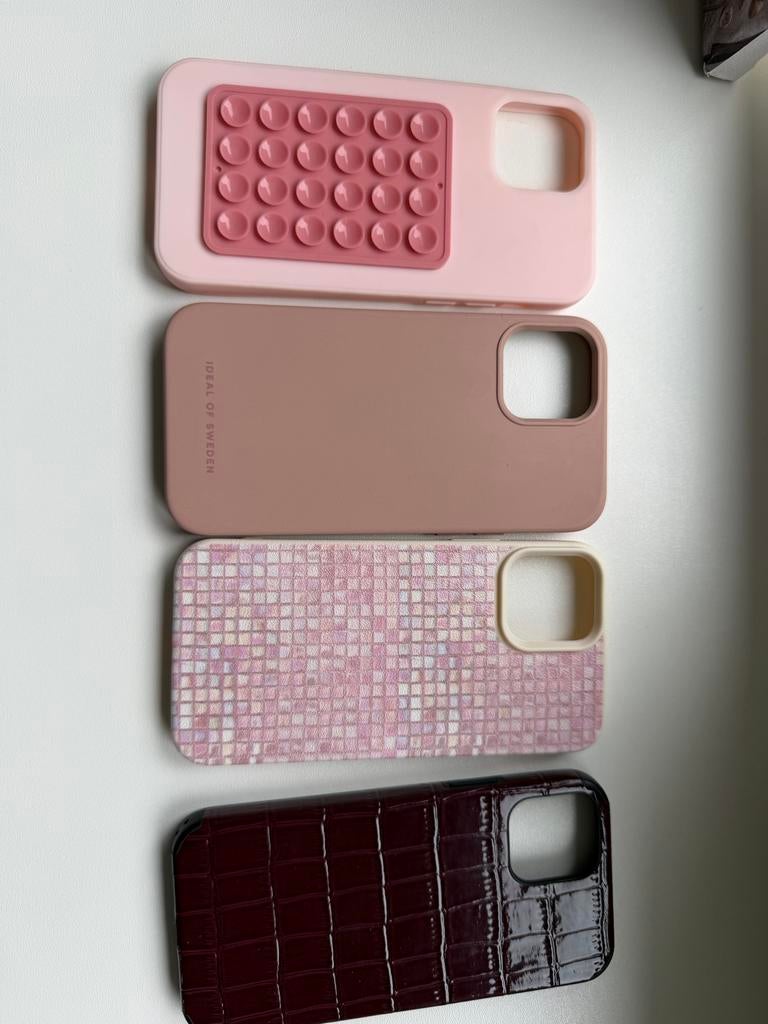 Diverse iPhone 12 hoesjes - Bescherming en stijl, Ophalen of Verzenden, Zo goed als nieuw, IPhone 12, Siliconen
