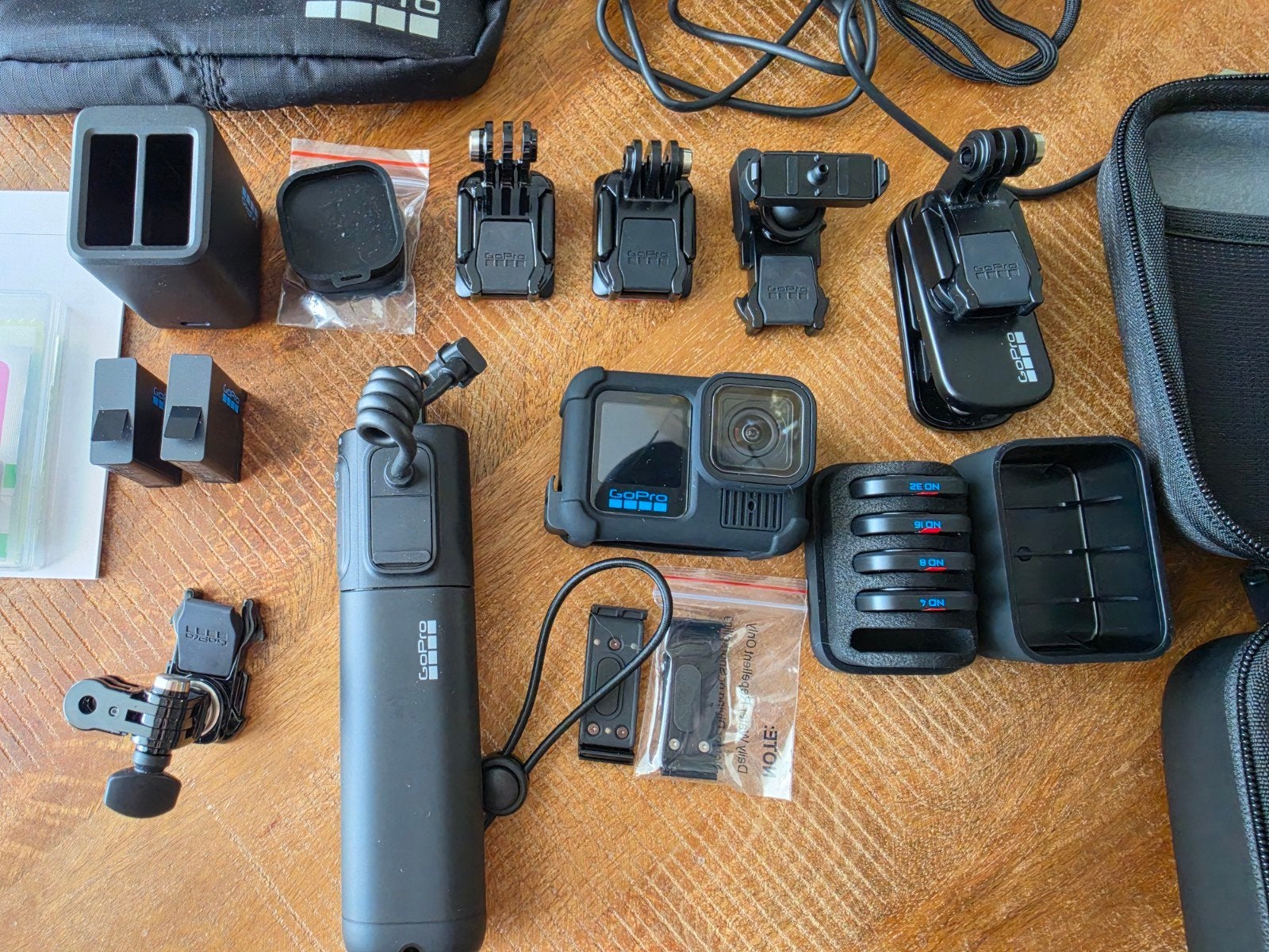 GoPro Hero 13 Black met uitgebreide accessoire set, Audio, Tv en Foto, Ophalen of Verzenden, Zo goed als nieuw, GoPro