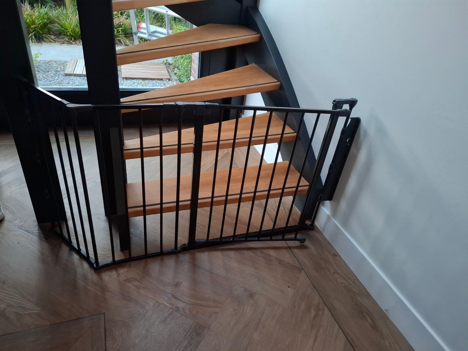 BabyDan traphekje met draaidelen - Flexibel en Veilig, Ophalen, 100 tot 115 cm, Zo goed als nieuw, Metaal of IJzer