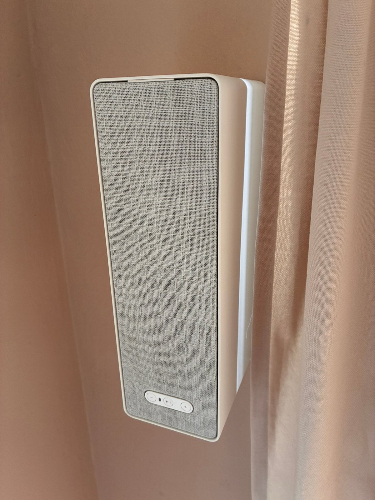 Set Ikea/Sonos Symfonisk boekenplankspeakers met muurbeugels