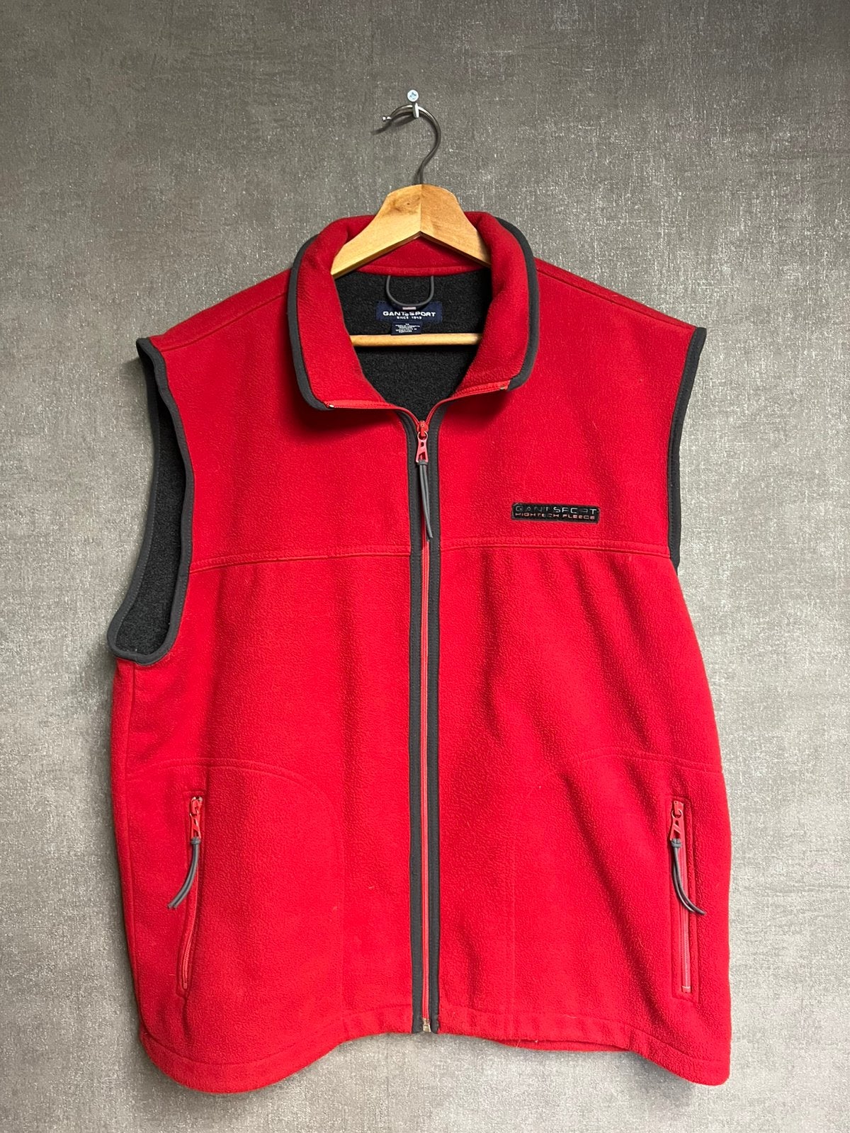 Gant Sport vintage fleece bodywarmer rood, Kleding | Heren, Ophalen of Verzenden, Zo goed als nieuw, Maat 48/50 (M), Rood