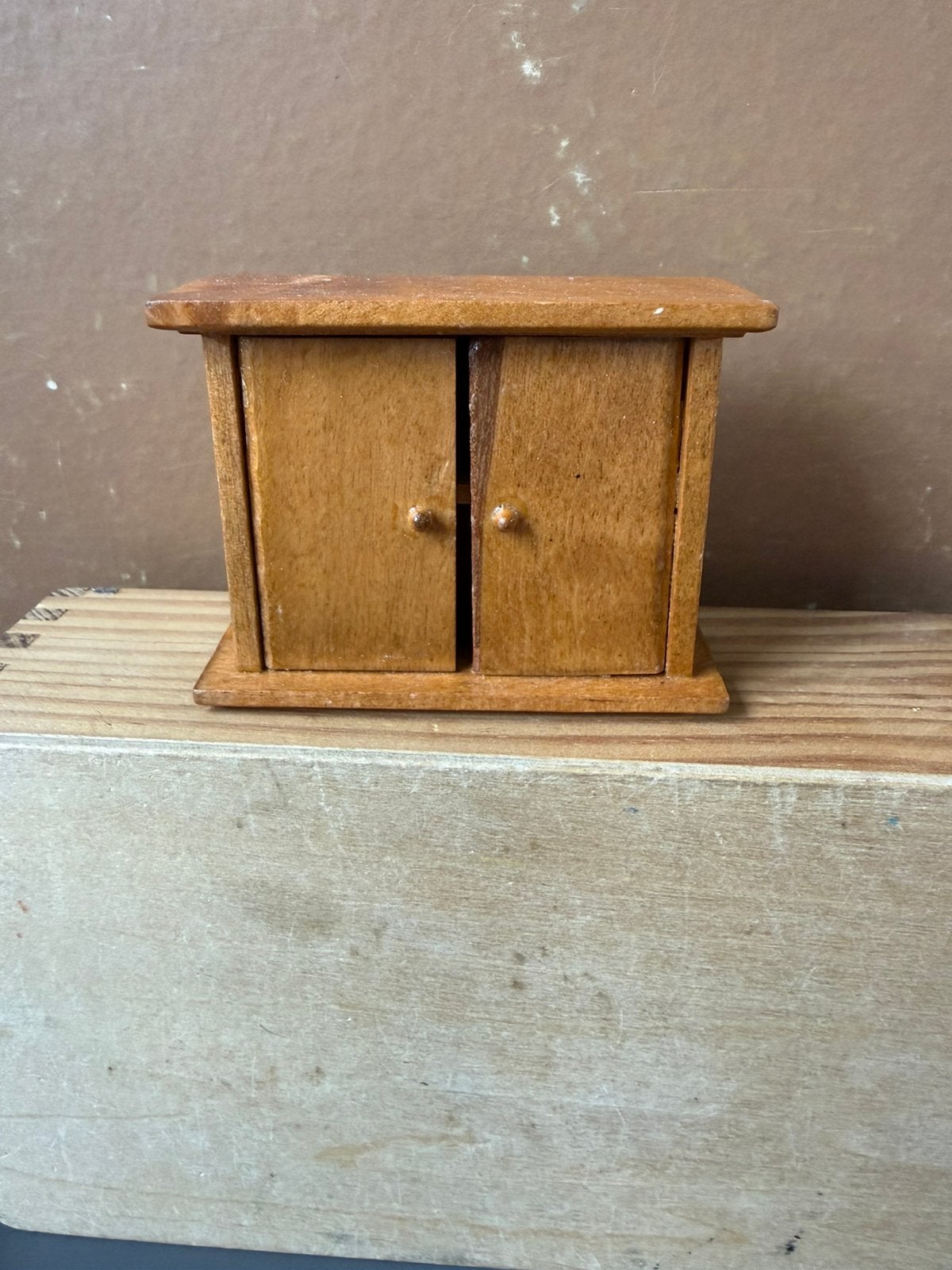 Smalle kast - hxbxd 6x7.8x3cm - hout, Ophalen of Verzenden, Zo goed als nieuw, Poppenhuis