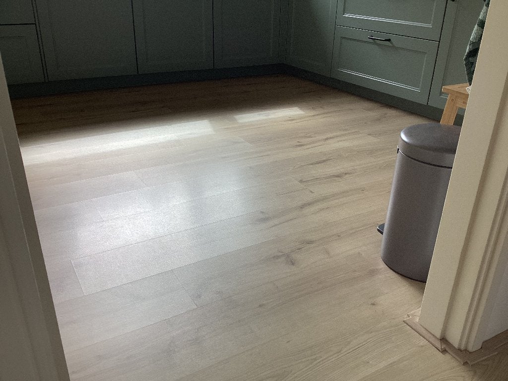 Laminaatvloer zwevend, Doe-het-zelf en Verbouw, Vloerdelen en Plavuizen, Ophalen, 50 tot 150 cm, Zo goed als nieuw, 10 m² of meer