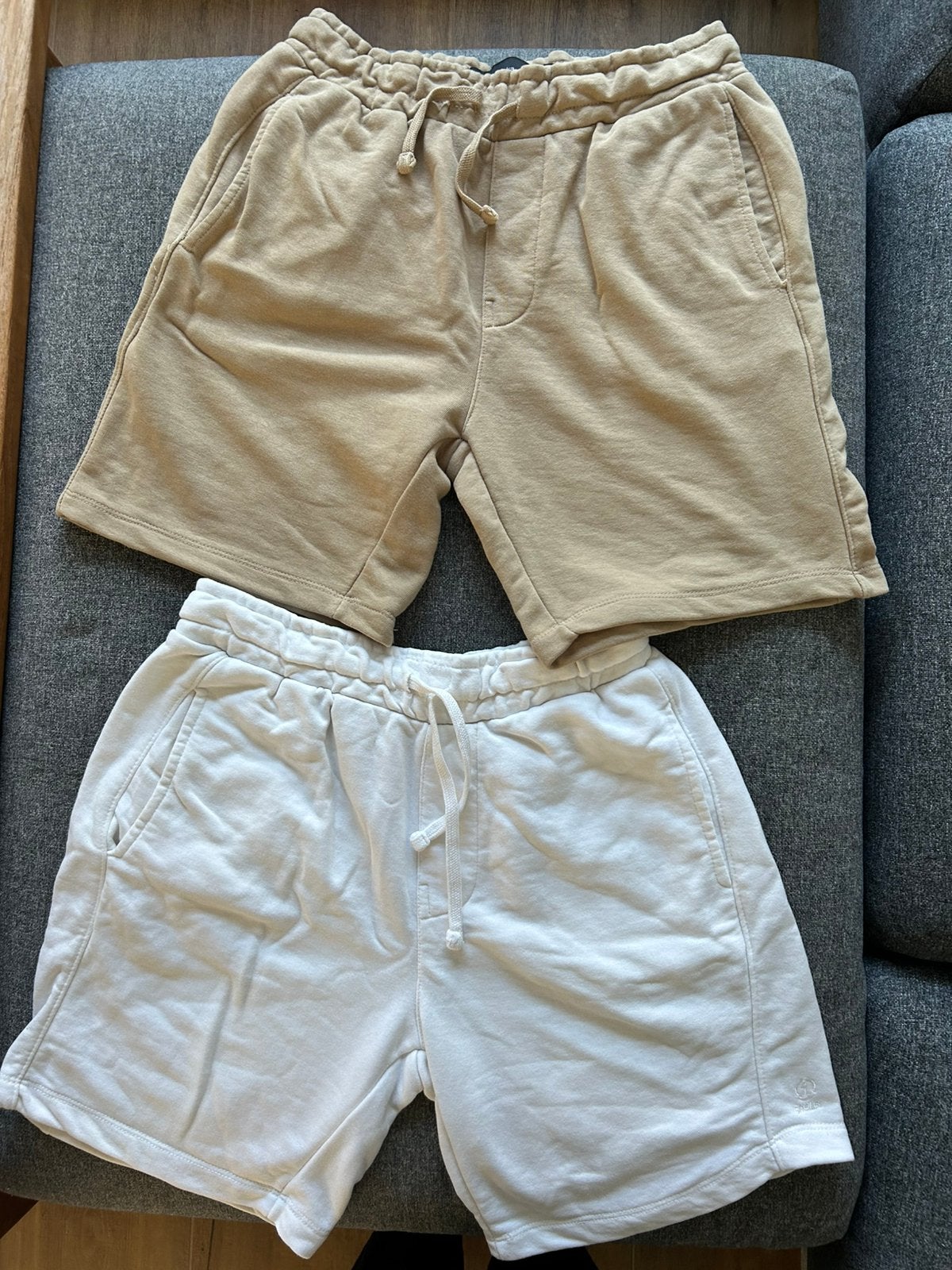 short bermuda Bershka M wit/creme/room, Kleding | Heren, Maat 48/50 (M), Wit, Ophalen of Verzenden, Zo goed als nieuw