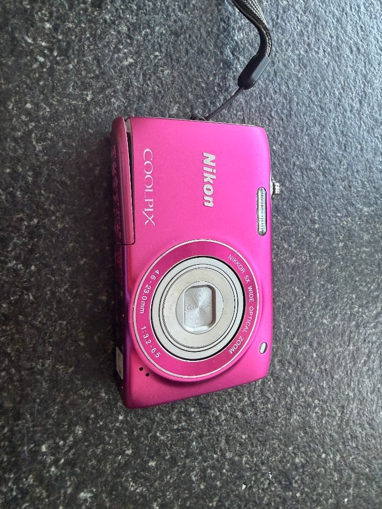 Nikon coolpix S2700 s2800 en s3100, Compact, Ophalen of Verzenden, Zo goed als nieuw, Nikon