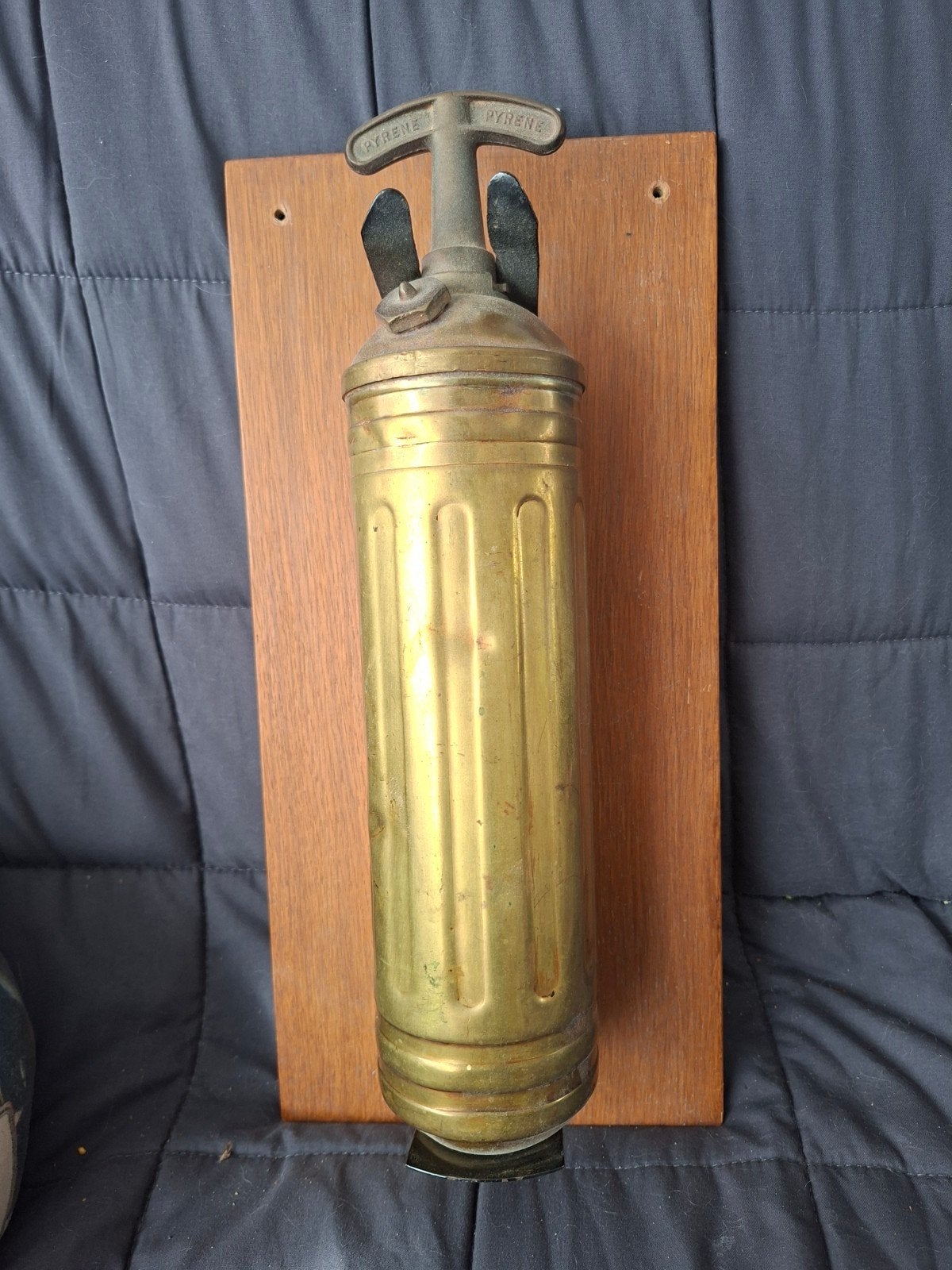 Antieke Pyrene auto brandblusser - 36 cm, Ophalen of Verzenden, Gebruikt, Brandblusser