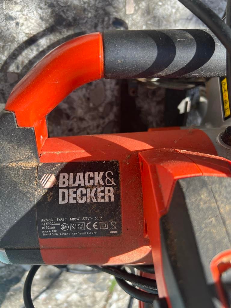 Black & Decker Cirkelzaag 1400W KST400L, Gebruikt, Cirkelzaag, 70 mm of meer, Ophalen of Verzenden