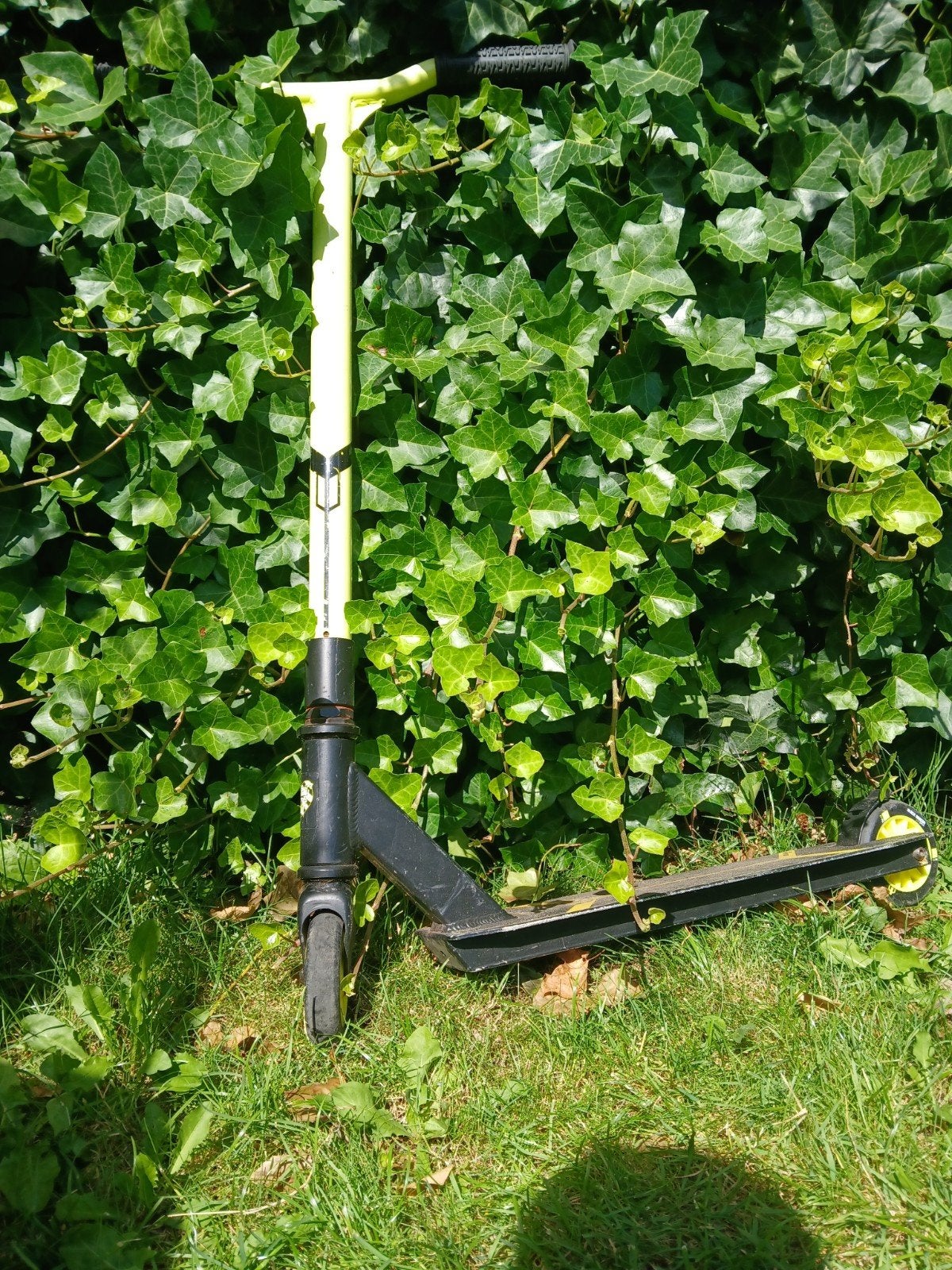 Stuntstep - Haast niet gebruikt!, Fietsen en Brommers, Ophalen, Zo goed als nieuw, Gewone step, Black Dragon