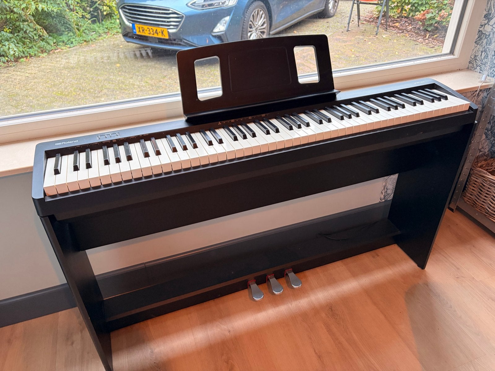 Roland FP-10 Digitale Piano met Vaste Voetpedalen, Ophalen, Zwart, Zo goed als nieuw, Digitaal