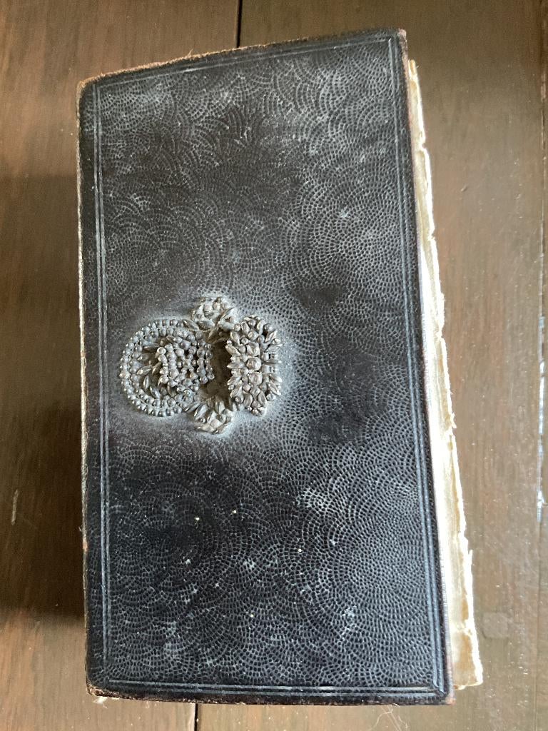 Zéér antieke Bijbel, uitgave 1851, Ophalen