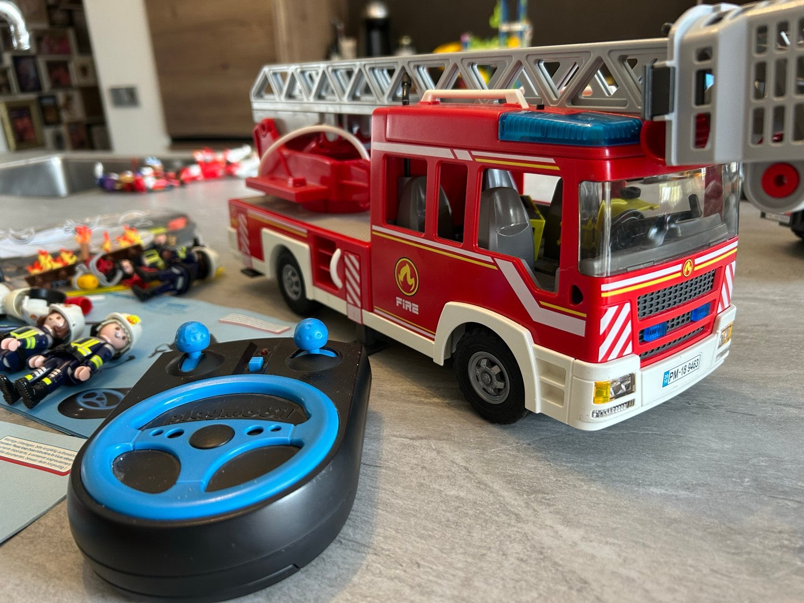 Playmobil Brandweerwagen met afstandsbediening, Ophalen, Zo goed als nieuw, Afstandsbediening
