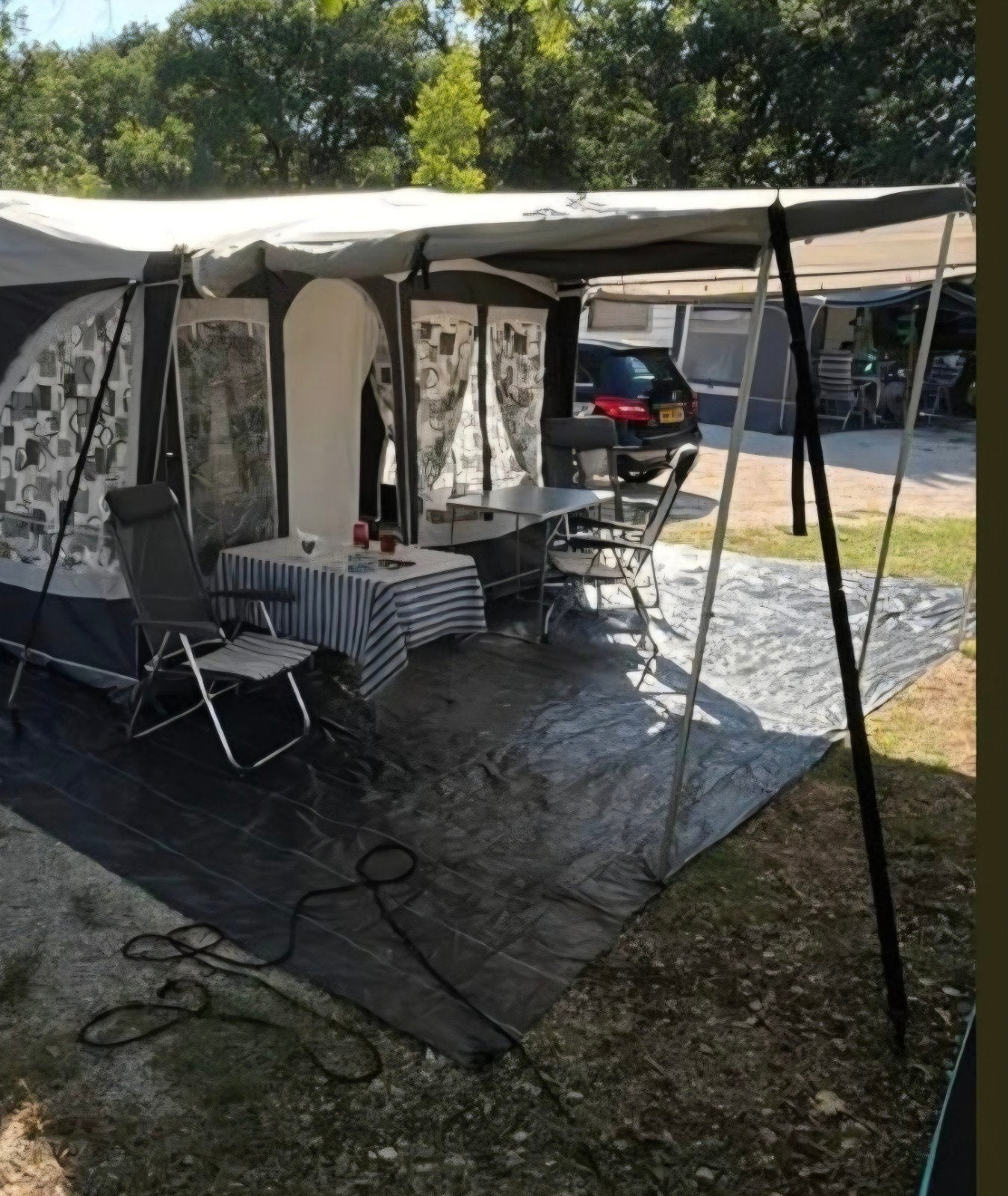 Caravanluifel met zijwanden en stokken, Caravans en Kamperen, Ophalen, Gebruikt