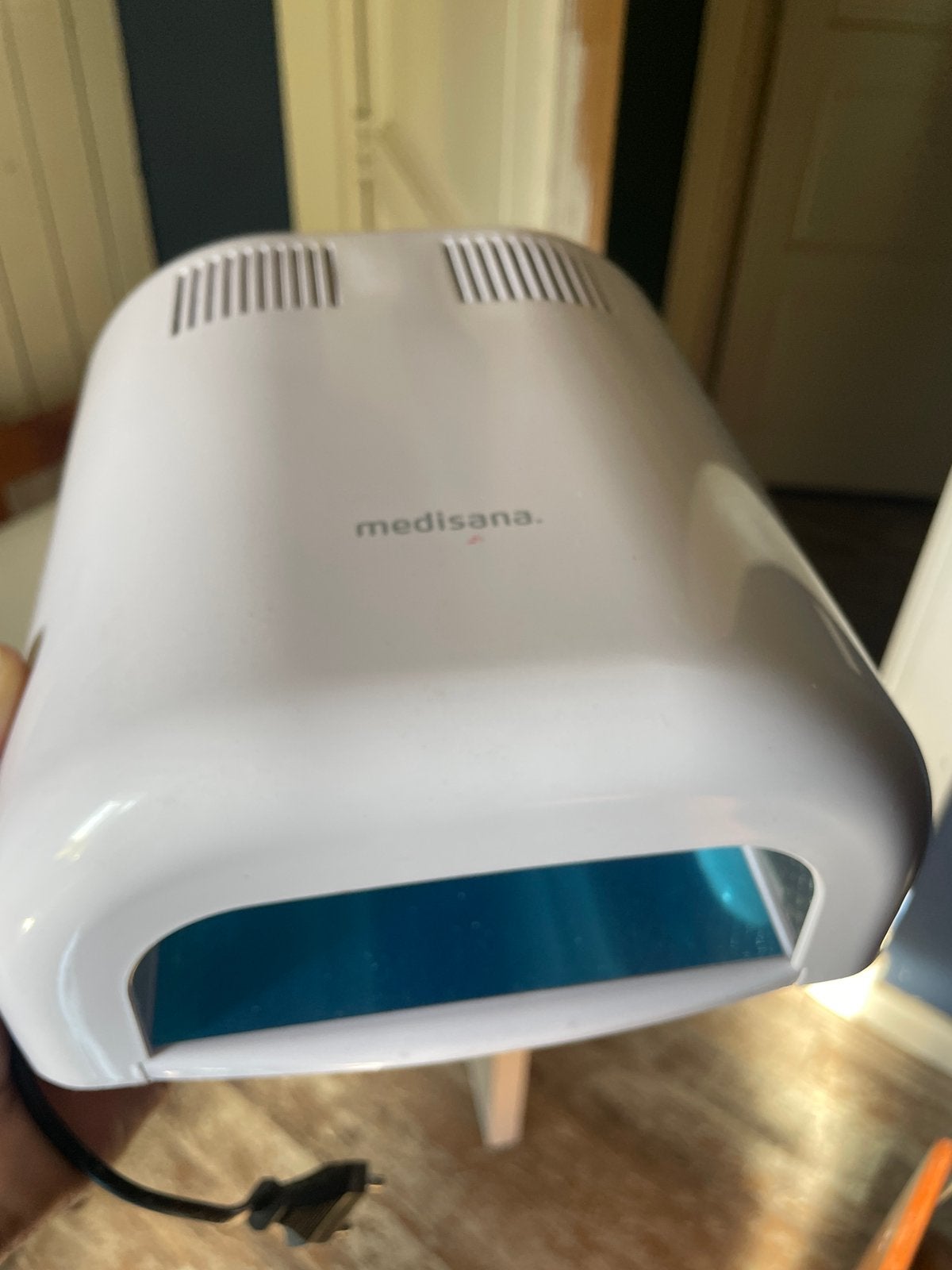 Gratis UV-lamp nagels, Hobby en Vrije tijd, Ophalen, Zo goed als nieuw
