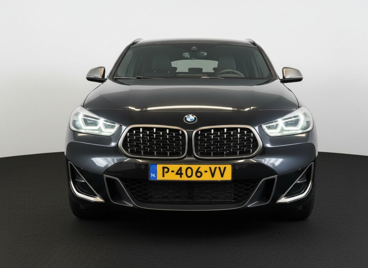 BMW X2 M35i 306PK xDRIVE M-SPORT LEDER/NAVI/HEAD-UP/PANORAMA, X2, Gebruikt, Zwart, 4 cilinders
