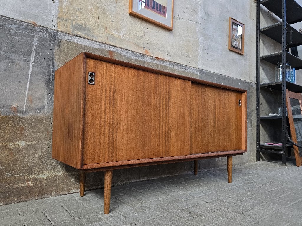 Mid Century Deens Design Kast | Lowboard Dressoir A Vodder 2, Huis en Inrichting, 150 tot 200 cm, Ophalen of Verzenden, 25 tot 50 cm
