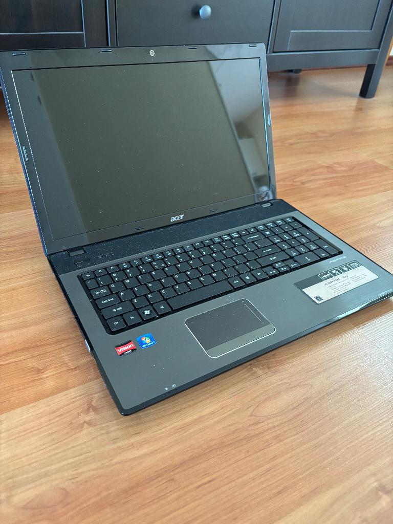 Laptop defect, Ophalen of Verzenden, Gebruikt, 15 inch, 2 tot 3 Ghz