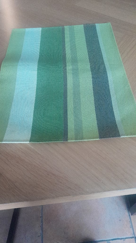 PLACEMATS TAFELS, Ophalen, Geschikt voor BBQ, Zo goed als nieuw, Placemat