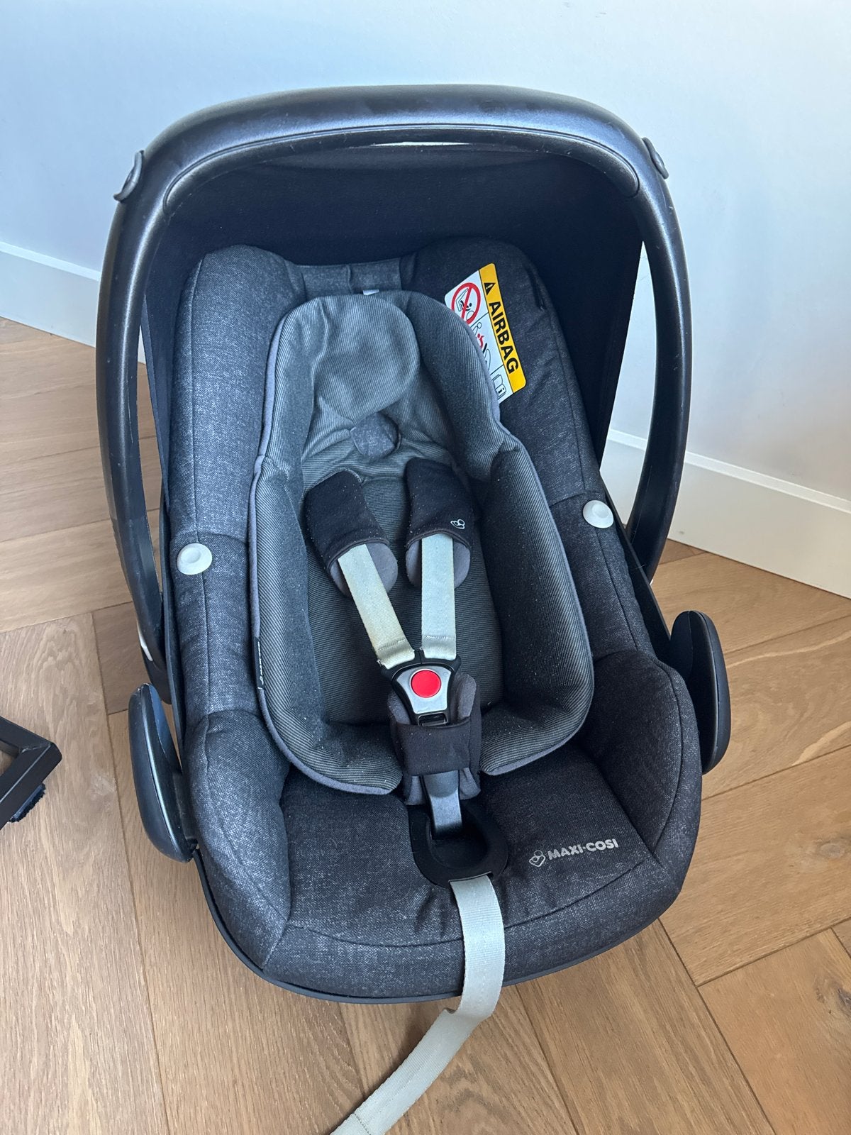 Maxi Cosi Pebble Plus i-Size autostoel tot 12 kg, Kinderen en Baby's, Autostoeltjes, Ophalen, Autogordel of Isofix, Gebruikt, Zijbescherming