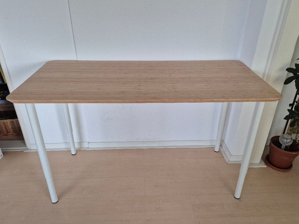 IKEA ANFALLARE / OLOV Bureau - Bamboe/Wit, Ophalen, Scandinavisch, In hoogte verstelbaar, Zo goed als nieuw