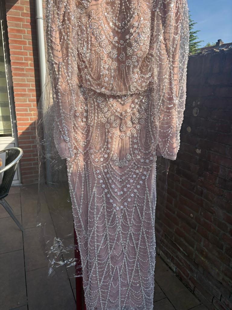 Prachtige Roze Galajurk met Kralen - Maat 34/36, Ophalen of Verzenden, Zo goed als nieuw, Maat 36 (S), Roze