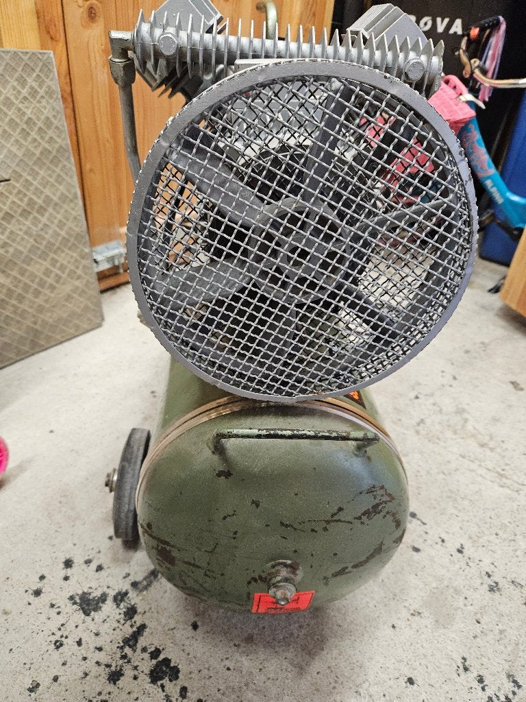 Creemers compressor, Ophalen, Gebruikt, 6 tot 10 bar, 25 tot 100 liter