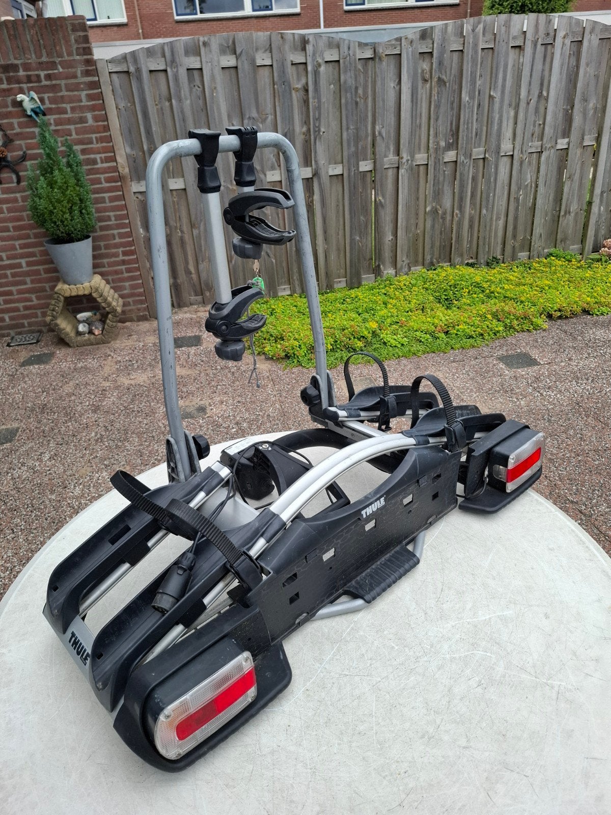 Thule EuroWay G2 921 fietsendrager voor 2 fietsen, Auto diversen, Fietsendragers, Ophalen, Brede banden, Zo goed als nieuw, 2 fietsen