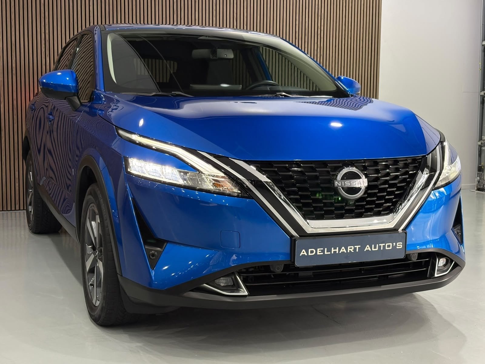 Nissan Qashqai 1.3 MHEV N-Connecta Automaat 158 PK / Navigat, Dealer onderhouden, Gebruikt, 4 cilinders, Verwarmde buitenspiegels