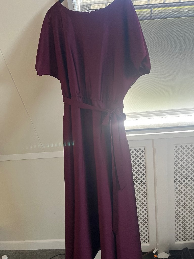 Prachtige Swing jurk 44 nieuw, Kleding | Dames, Jurken, Paars, Maat 42/44 (L), Nieuw, Ophalen of Verzenden