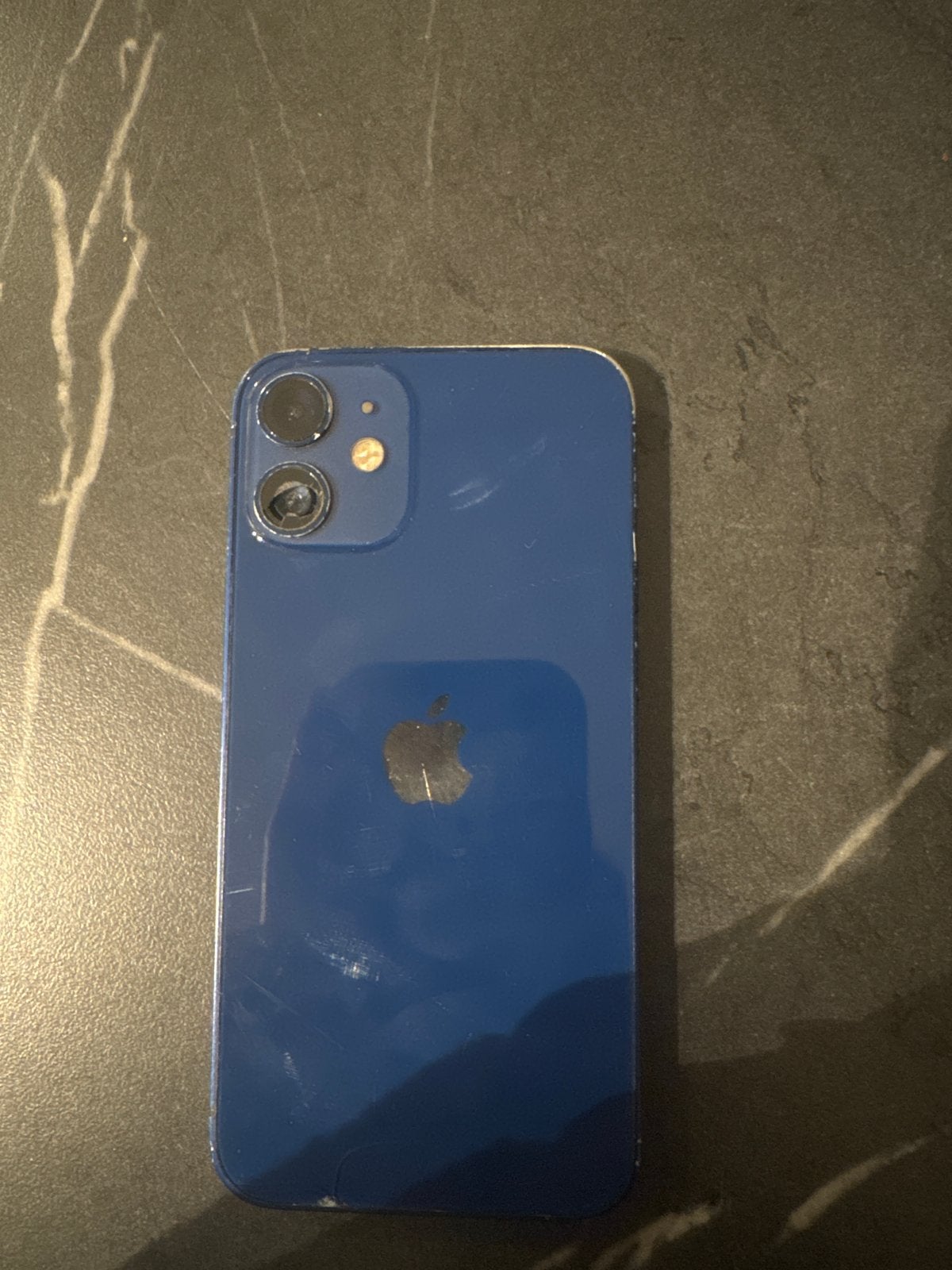 iPhone 12 - Achterkant kapot - Voor onderdelen, Blauw, Ophalen of Verzenden, Niet werkend, IPhone 12
