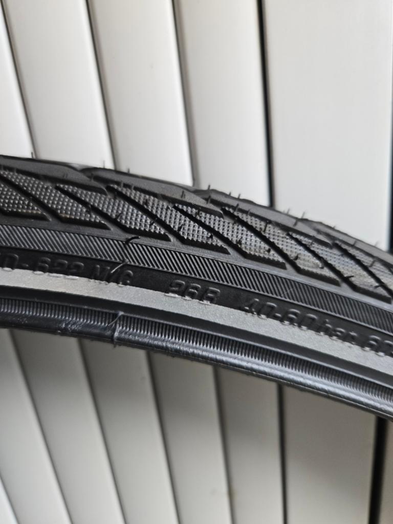 Schwalbe buitenband 28 inch (40-622) met reflectie, Band, Nieuw, Ophalen of Verzenden, Rubber