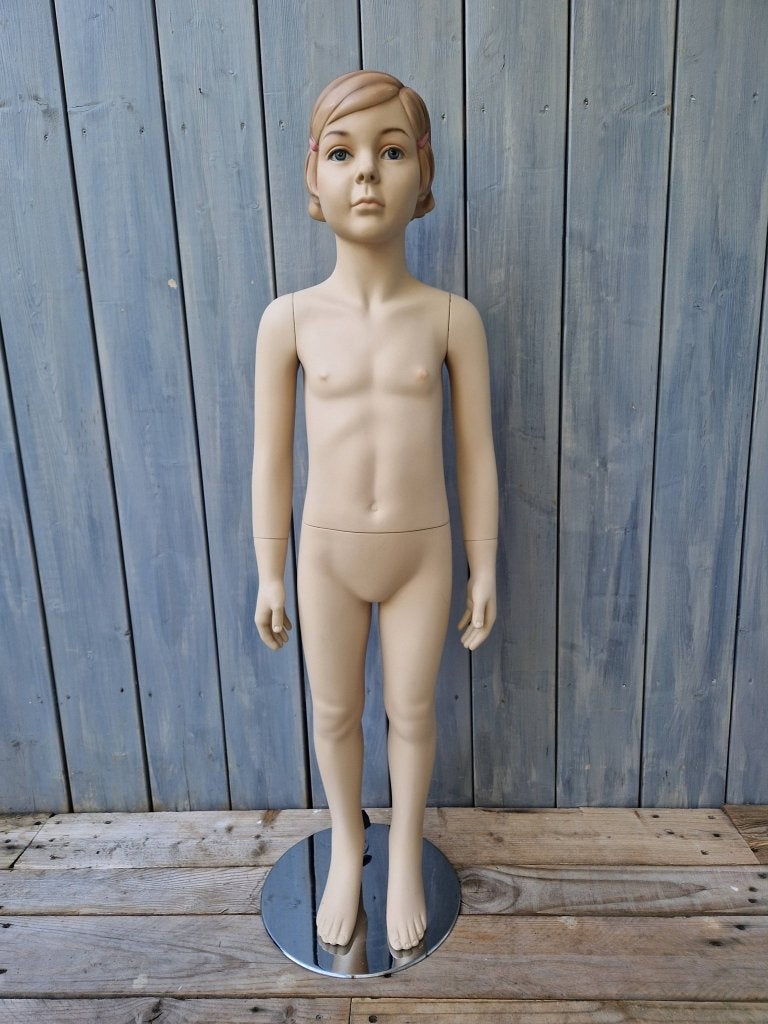 etalagepop kindje meisje 110 cm Hans Boodt paspop, Verzamelen, Poppen, Ophalen of Verzenden, Gebruikt, Pop