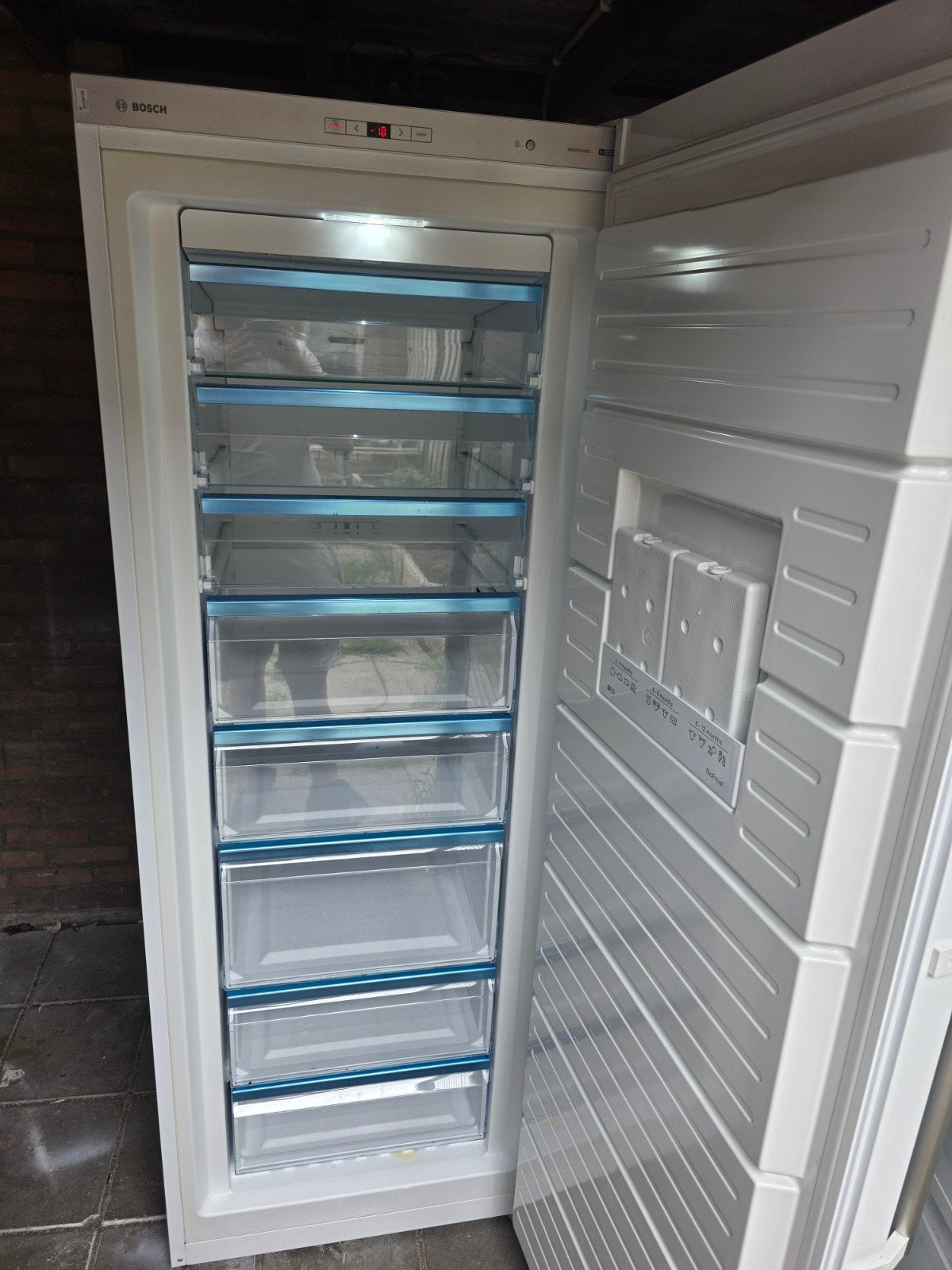 XxxL Bosch vriezer no frost A++, Ophalen, Zo goed als nieuw, 60 tot 90 cm, 160 cm of meer