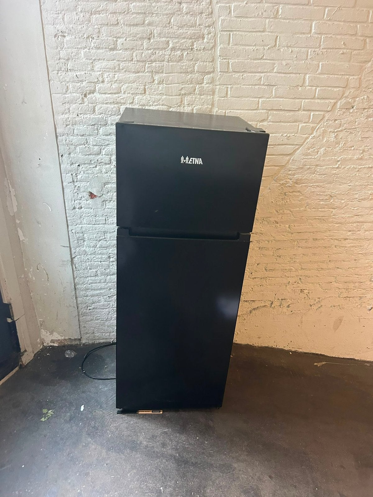 Koel-vries combinatie van Etna, Ophalen, Gebruikt, Zwart, 50 tot 100 cm
