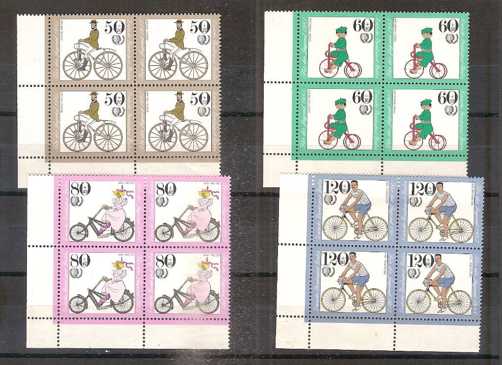 Berlin 735-738 postfris blok van 4, Postzegels en Munten, Ophalen of Verzenden, BRD, Postfris