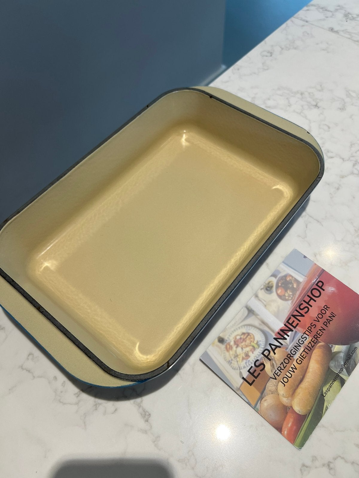 Le Creuset ovenschaal 30 x 20 Marseille in goede staat, Gebruikt, Gietijzer, Overige typen, Le Creuset