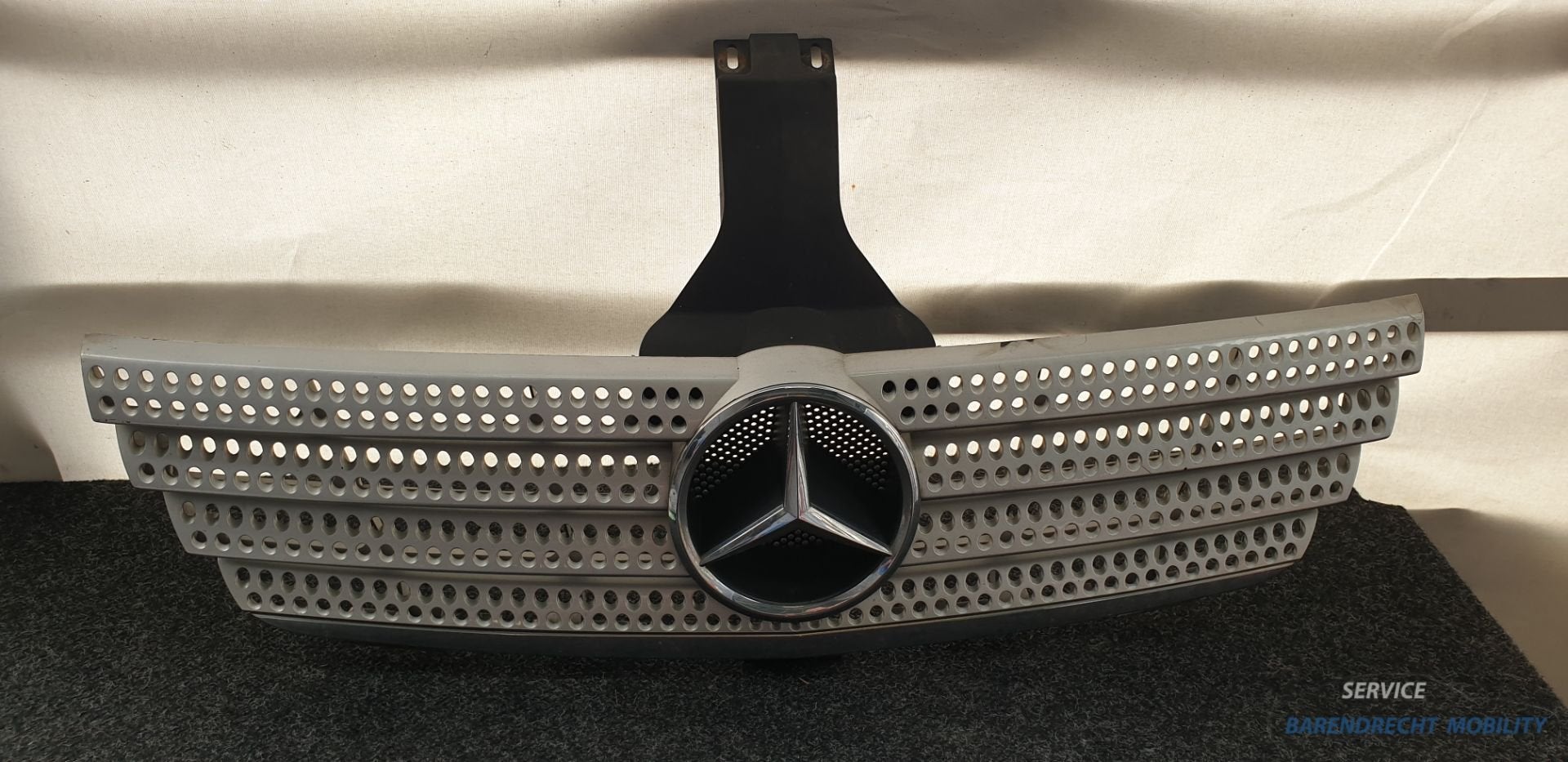 Geperforeerde grille W169 A klasse Sport 1698801183 originee, Gebruikt, Mercedes-Benz AG, Voor, Mercedes-Benz