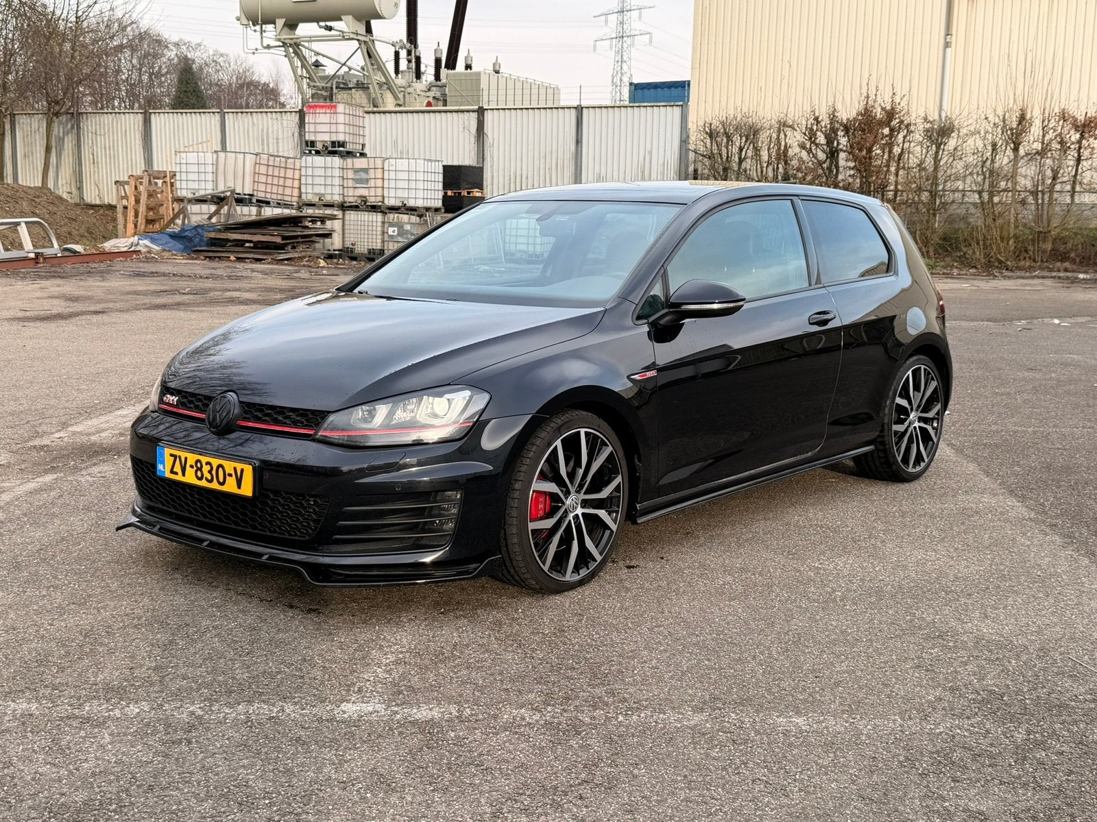 Volkswagen Golf GTI Performance, Pano, Dynaudio, DSG, Zwart, 4 cilinders, Zwart, 1600 kg, Verwarmde buitenspiegels