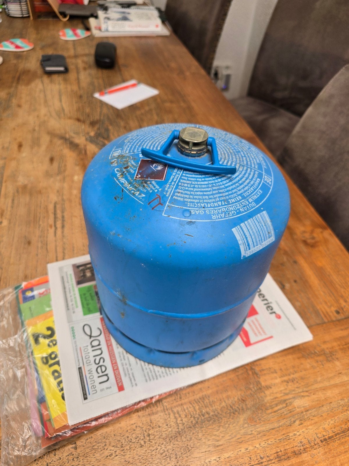 Bijna vol gasflesje 907 te koop., Caravans en Kamperen, Ophalen