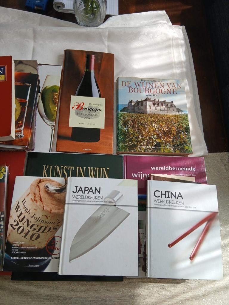 Kookboeken en wijnboeken - Diverse titels, Ophalen of Verzenden, Gelezen, Azië en Oosters, Overige typen