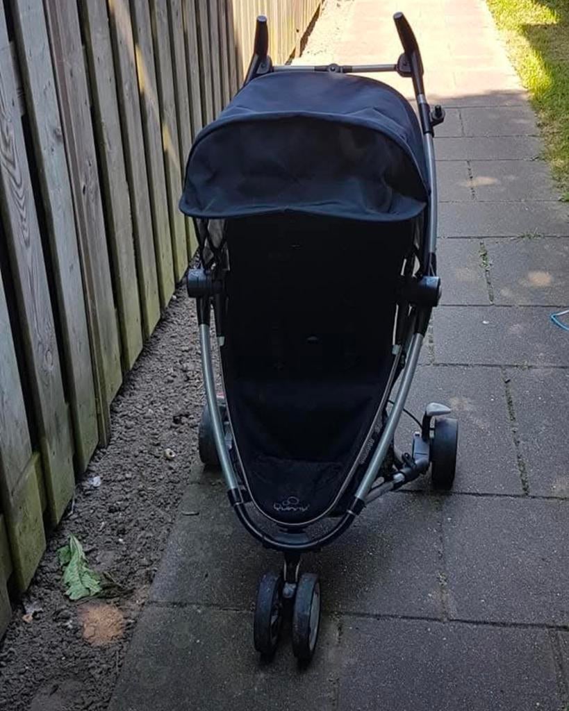 Quinny Buggy - Plat Liggen & Maxi-Cosi Bevestiging, Kinderen en Baby's, Buggy's, Gebruikt, Quinny, Verstelbare rugleuning, Ophalen