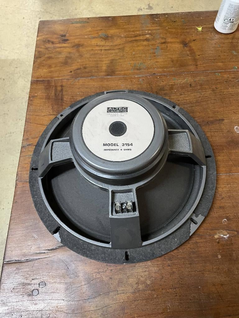 Altec Lansing 3154, Gebruikt, Subwoofer, 120 watt of meer, Ophalen