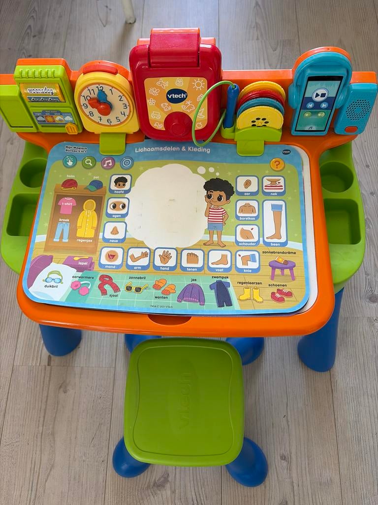 VTech Magisch Speel- en Leer Bureau met Stoel, Kinderen en Baby's, Speelgoed | Vtech, Ophalen, Zo goed als nieuw, 2 tot 4 jaar