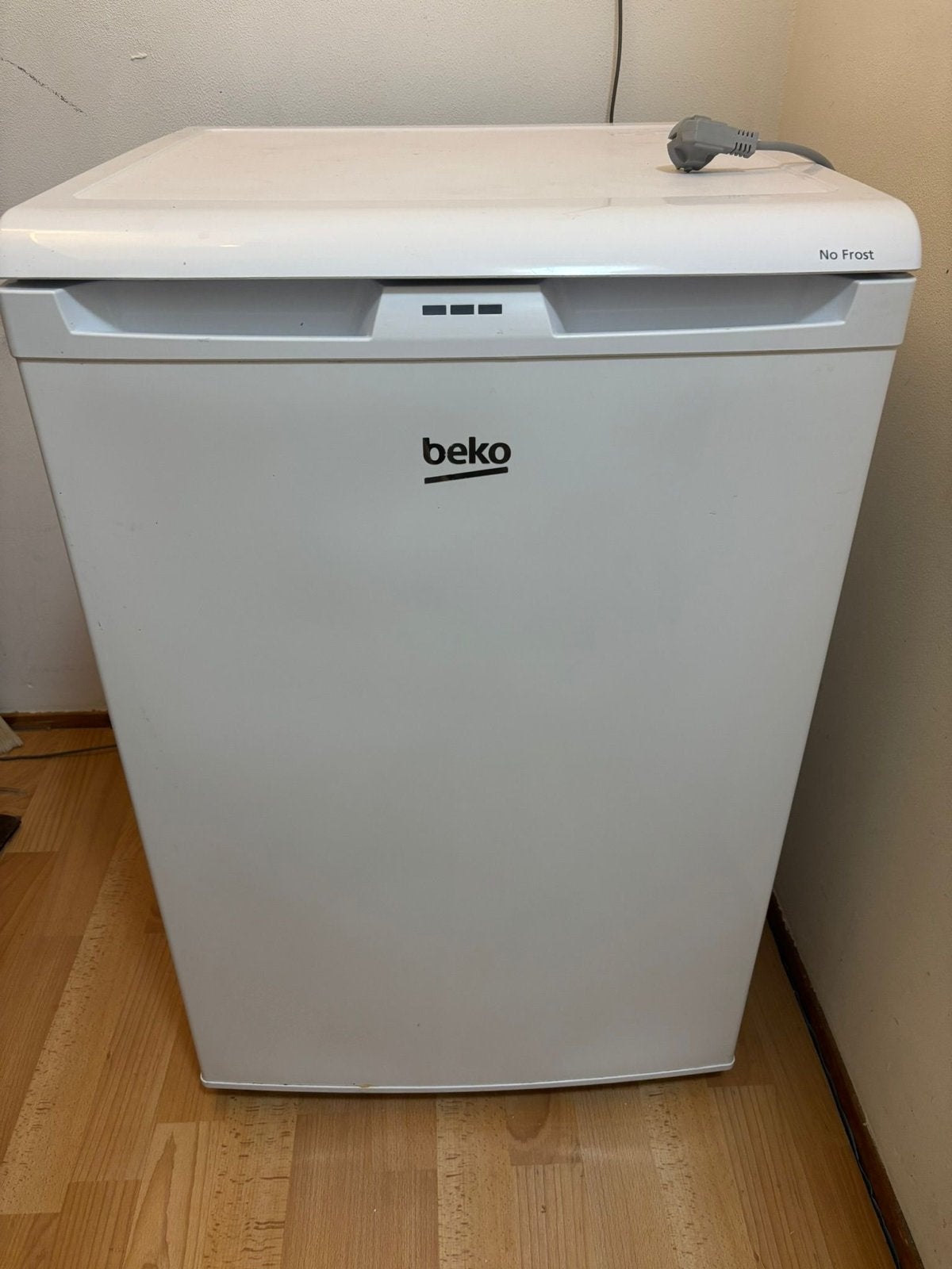 Beko Vriezer - Compact en No Frost, Witgoed en Apparatuur, Vriezers en Diepvrieskisten, Ophalen of Verzenden, Gebruikt, Minder dan 85 cm