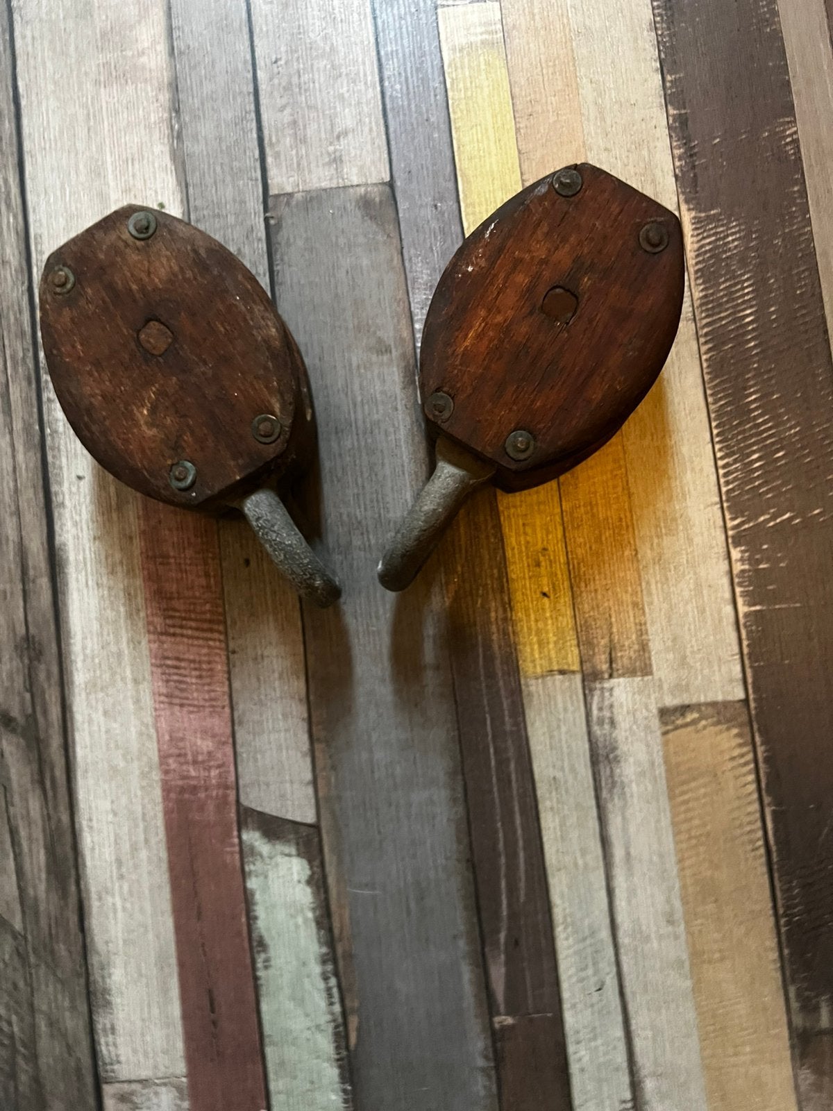 2 zware kleine houten katrollen, Antiek en Kunst, Antiek | Gereedschap en Instrumenten, Ophalen of Verzenden