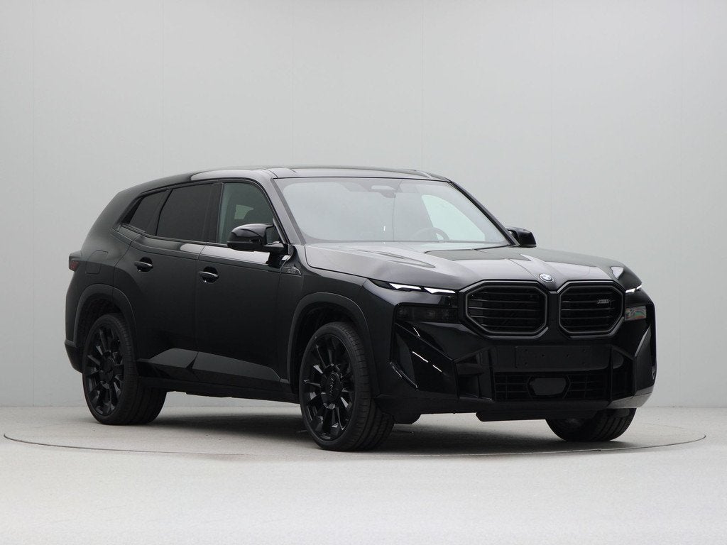 BMW XM PHEV 50e 30 kWh (bj 2026, automaat), Auto's, Met garantie (alle), Overige brandstoffen, Zwart, Bedrijf