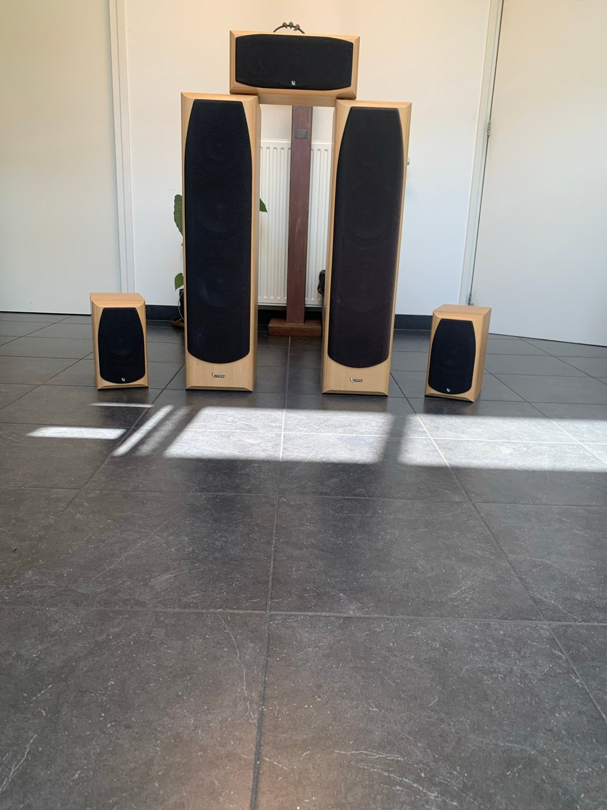 Infinity Alpha 10 5.1 Surroundset met Heco Subwoofer, Ophalen, Vloerstaande luidspreker, Gebruikt, Geschikt voor surround/home cinema
