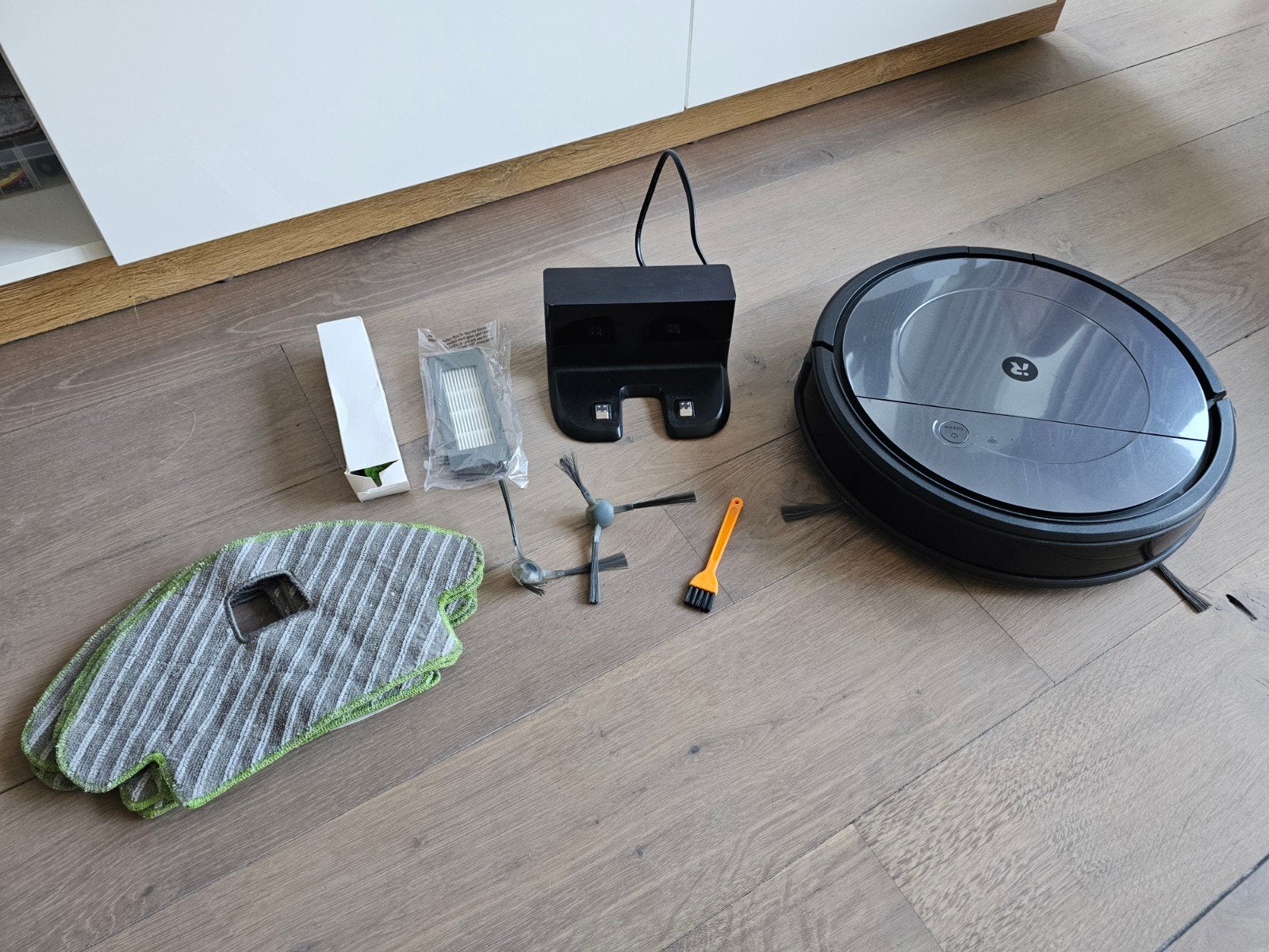 iRobot Roomba robotstofzuiger, Witgoed en Apparatuur, Stofzuigers, Gebruikt, Bedienbaar via app, IRobot, Ophalen of Verzenden