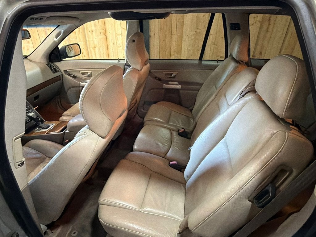 Volvo XC90 2.5 Turbo Benzine 7-Persoons Youngtimer 2004, Auto's, Gebruikt, 7 stoelen, 2521 cc, Leder